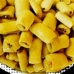 A picture of Fish rolls.