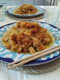 Spaghetti di soia con pollo e mandorle