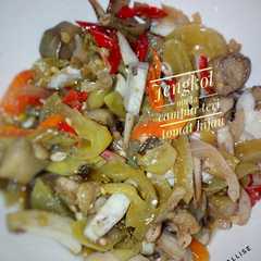 รูปของ Jengkol Muda campur Teri Tomat Hijau
