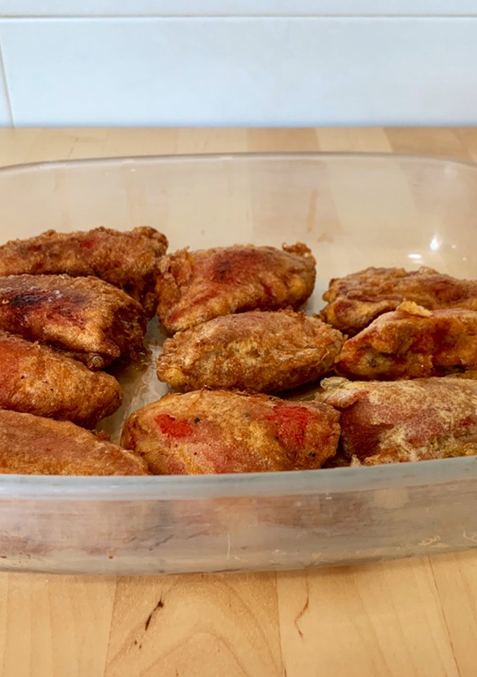 Una foto de Pimientos de piquillo rellenos de langostinos (sin gluten)