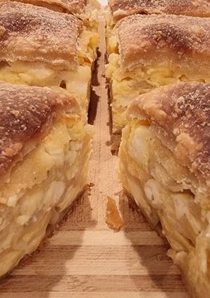 Φωτογραφία της συνταγής Σπιτική Τυρόπιτα 🥮🧀