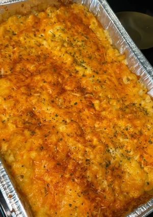 A picture of Baked Mac N Cheese.