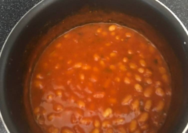 Sunday Fresh Baked beans curry