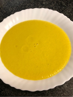 Una foto de Crema de Verduras y Pollo (Mambo/ Thermomix)