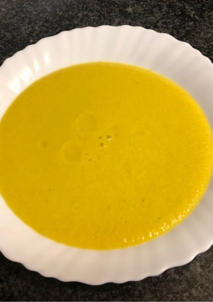 Una foto de Crema de Verduras y Pollo (Mambo/ Thermomix)