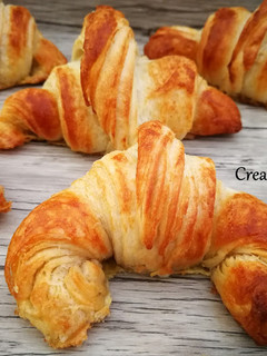 Una foto de Croissants de mantequilla caseros