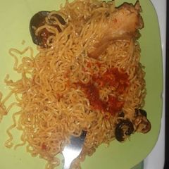 A picture of Indomine with snails and fresh pepper.