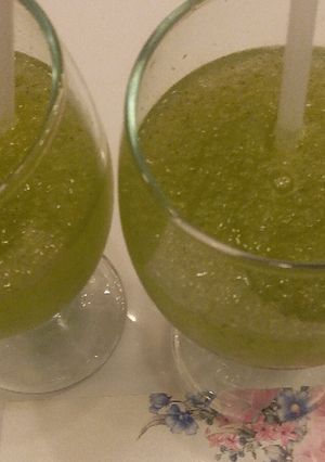 A picture of Mint lemonade.