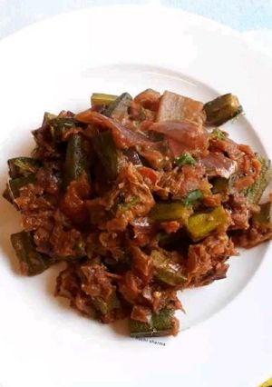 A picture of Bhindi Do Pyaaza.