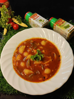 A picture of Minestrone Soup.
