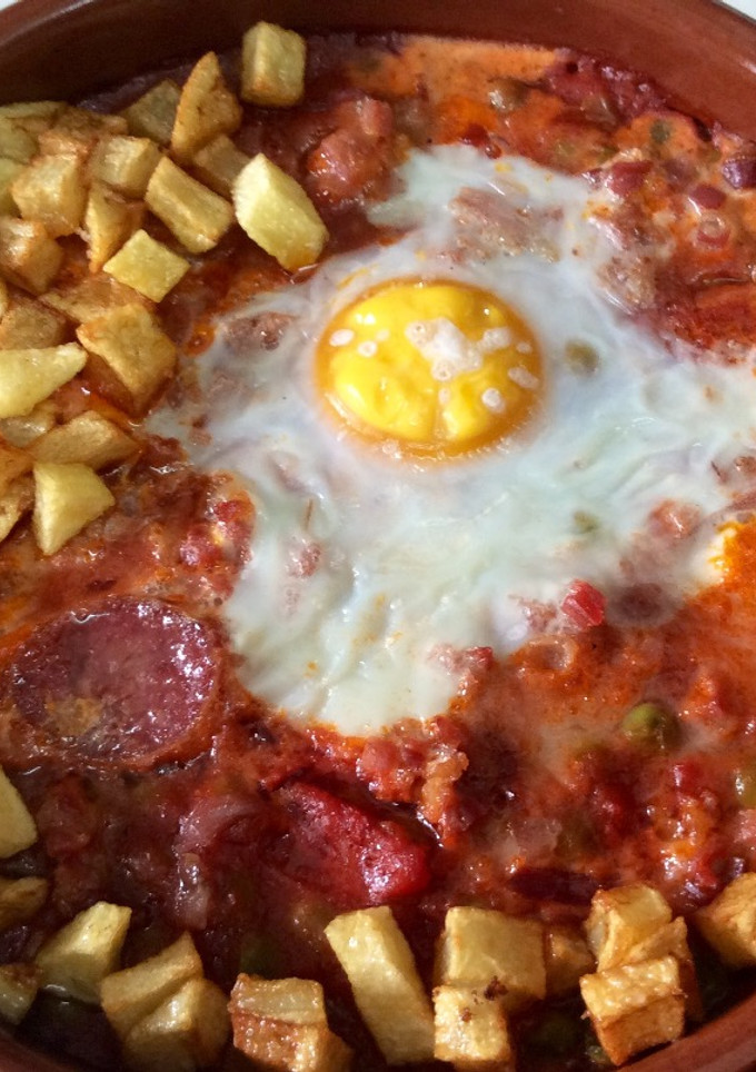 Una foto de Huevos a la flamenca 💃🏼🍳🍅
