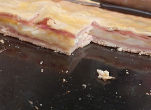 Una foto de Torta de fiambre con masa casera