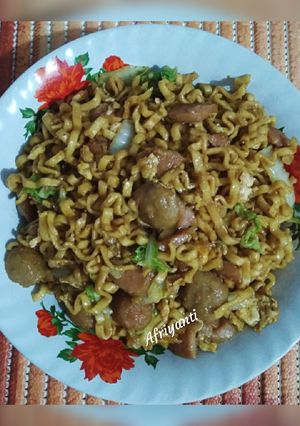 Foto resep Mie Goreng Pedas Burung dara