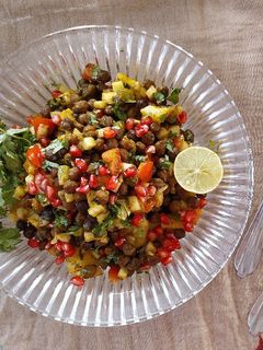 કાળા ચણા ચાટ (Black Chana Chaat Recipe In Gujarati) રેસીપી મુખ્ય ફોટો