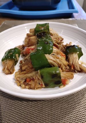 A picture of Stuffed Enoki Mushroom.