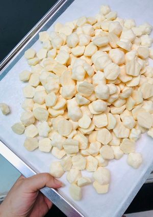 Hình của món Món cho bé : Bánh lòng trắng sữa chua ăn dặm.