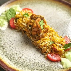 A picture of Shahi biryani.