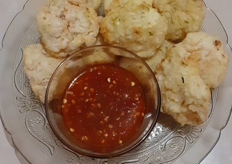 Bagaimana Membuat Cireng bumbu rujak crispy? Anti Gagal