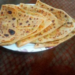 A picture of Momose paratha.
