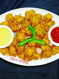 મેથી ના ગોટા(Methi Gota Recipe In Gujarati) રેસીપી મુખ્ય ફોટો