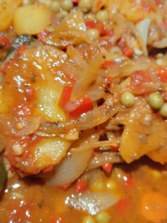 Una foto de Bifes a la criolla en disco
