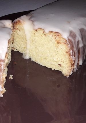Una foto de Budín de Limón 🍋😋