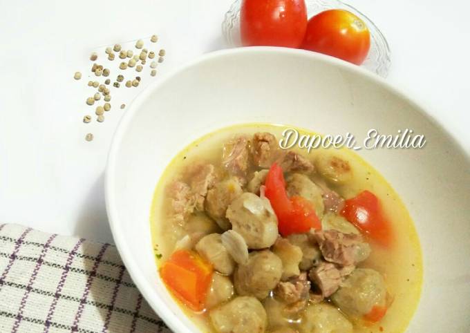 Resep Sup Bening Daging Sapi Bakso oleh Emilia Rosmawanti Resep Sup Bening Daging Sapi Bakso oleh Emilia Rosmawanti