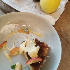 A picture of Pear upside down cake.