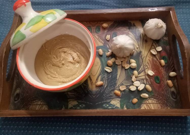 Recipe of Speedy Garlic flavoured Peanut Butter