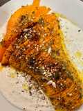 Calabaza estilo hasselback con crema de queso feta 🎃