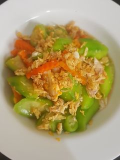 รูปของ บวบผัดไข่