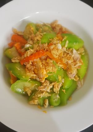 รูปของ บวบผัดไข่