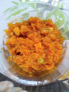 கேரட் அல்வா (Carrot halwa recipe in tamil) செய்முறை முக்கிய புகைப்படம்