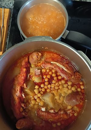 Una foto de Cocido de garbanzos