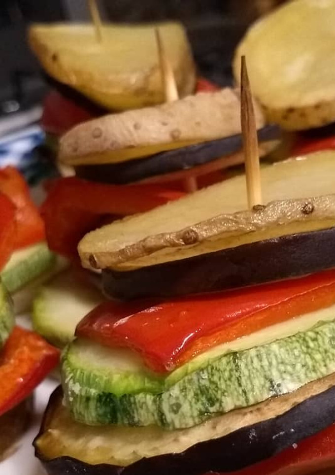 Una foto de Capas de Verduras Asadas