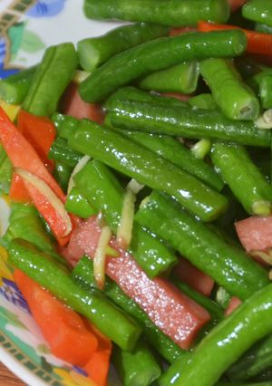 素火腿拌炒豇豆*萍姊 的食譜成品照片