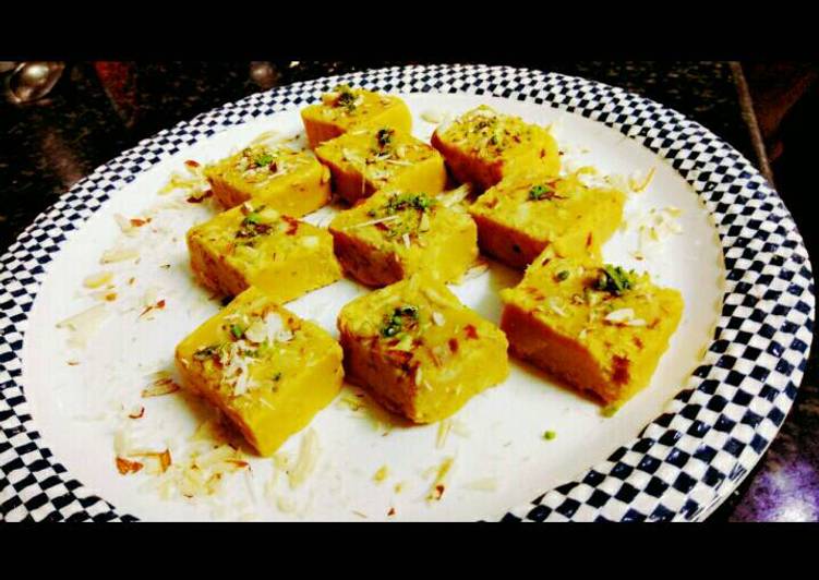 Besan ki barfi