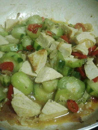 Cara Mudah Membuat Resep Tumis oyong with tahu yang Enak Banget Anti Ribet, Bikin Ngiler