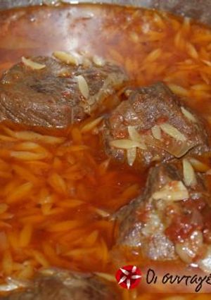 A picture of Beef with orzo in the pot.