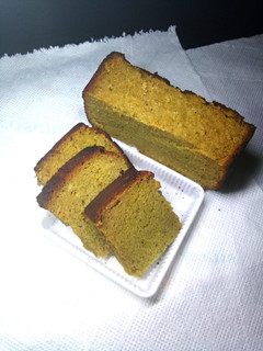 A picture of Overripe plantain cake.