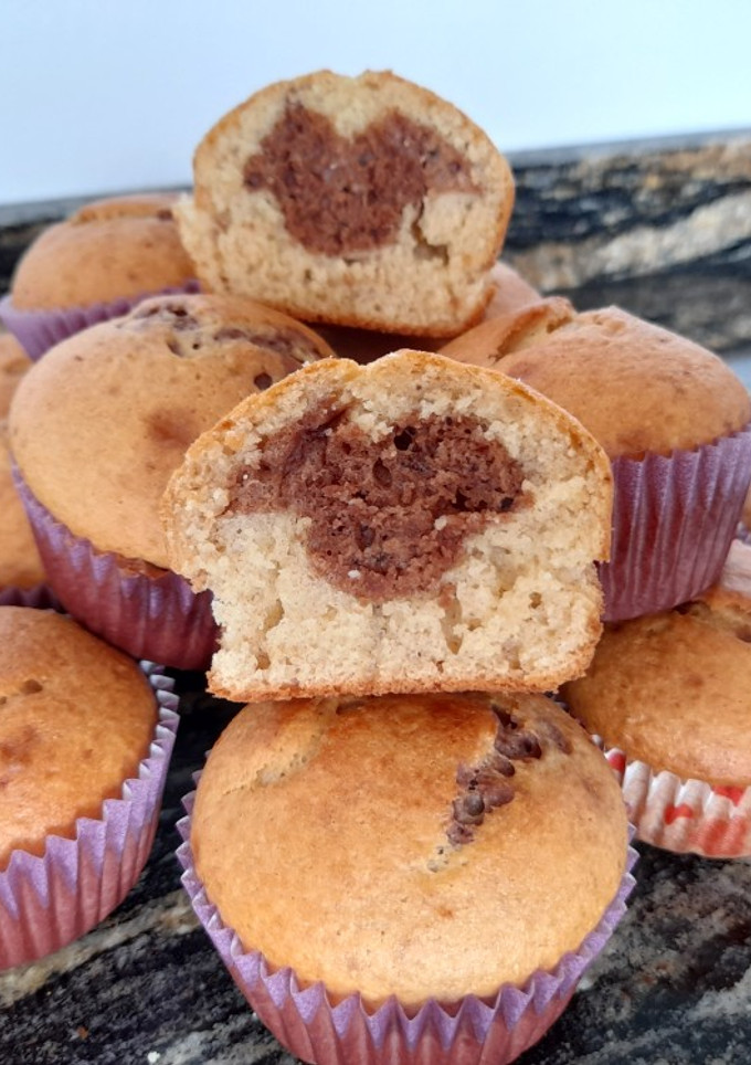 Una foto de Muffins de plátanos y chocolate