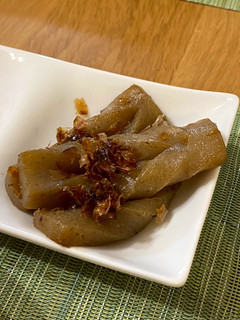 Gambar Japanese Konnyaku (Konjac) cooked in soy sauce