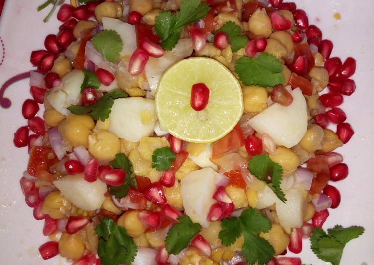 Simple Way to Make Delicious Boil Chana Chat