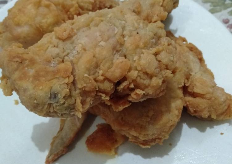 Bagaimana Menyiapkan Ayam goreng krispi chicken crispy kriuk renyah banget. yang Enak Banget