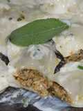 Panzottis de verdura con salsa crema de salvia