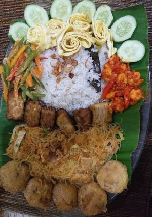 Foto resep Nasi Uduk Rice Cooker