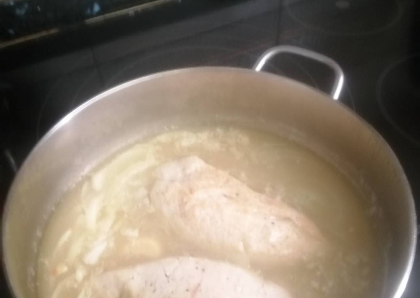 Solomillo de pavo marinado en salsa