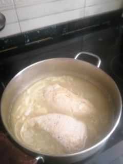 Una foto de Solomillo de pavo marinado en salsa