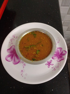 *அரைத்து விட்ட பருப்பு ரசம்*(paruppu rasam recipe in tamil) செய்முறை முக்கிய புகைப்படம்