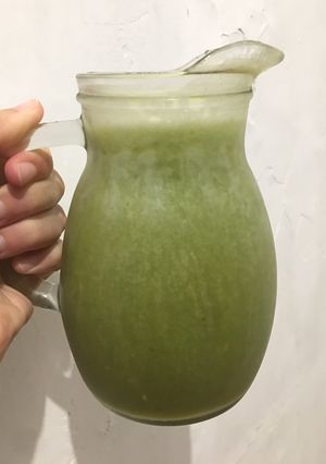 Foto resep Banana Wheatgrass Smoothie